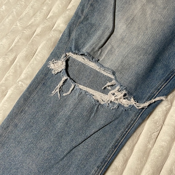 American Eagle Mom Jean | Size 18 Regular - Picture 2 of 10